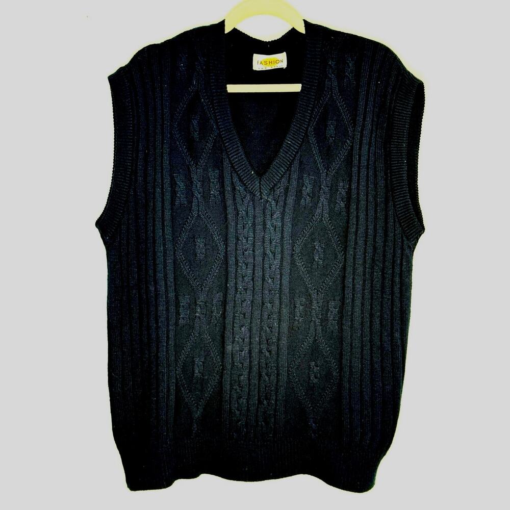 Fashion and Style Dark Navy Chunky Cable-knit V-Neck Vest Size 2X Cozy Grandpa